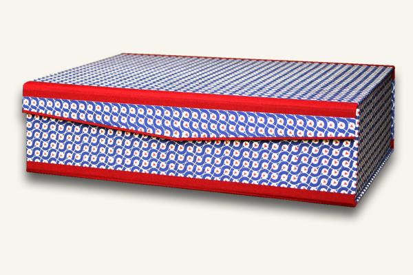 Stackable box with blue and red pattern